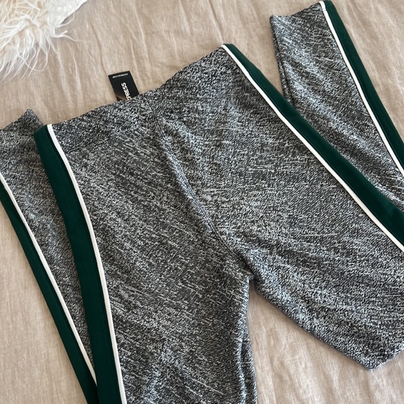 Express NWT Leggings - Picture 5 of 6